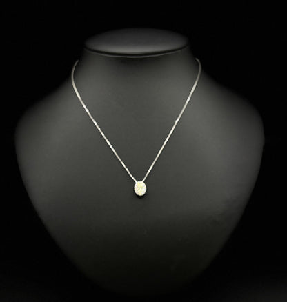 PT 900 1.01 CT OVAL NECKLACE  total wgt 4.86 grms