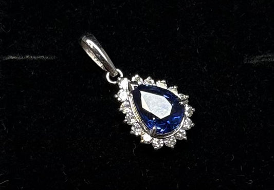 PT-900 SAPPHIRE PENDANT total wgt 2.04 grms GGS Certified
