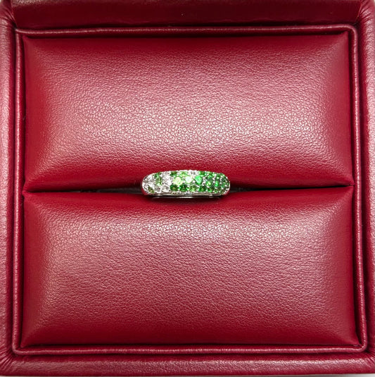 K 18 WG RING total wgt 3.08 grms