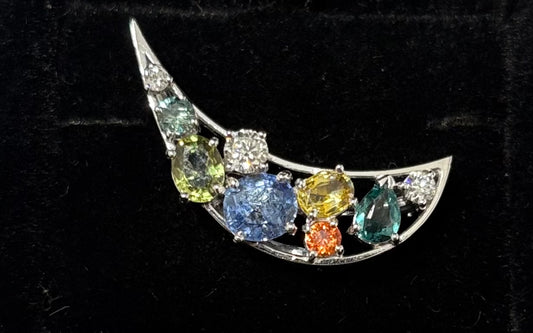 PT-900 BROOCH total wgt 4.66 grms GGS Certified