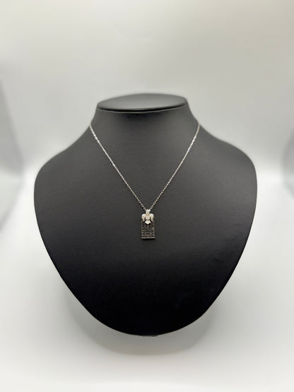 K 18 WG CHAIN & PENDANT total wgt 6.13 grms