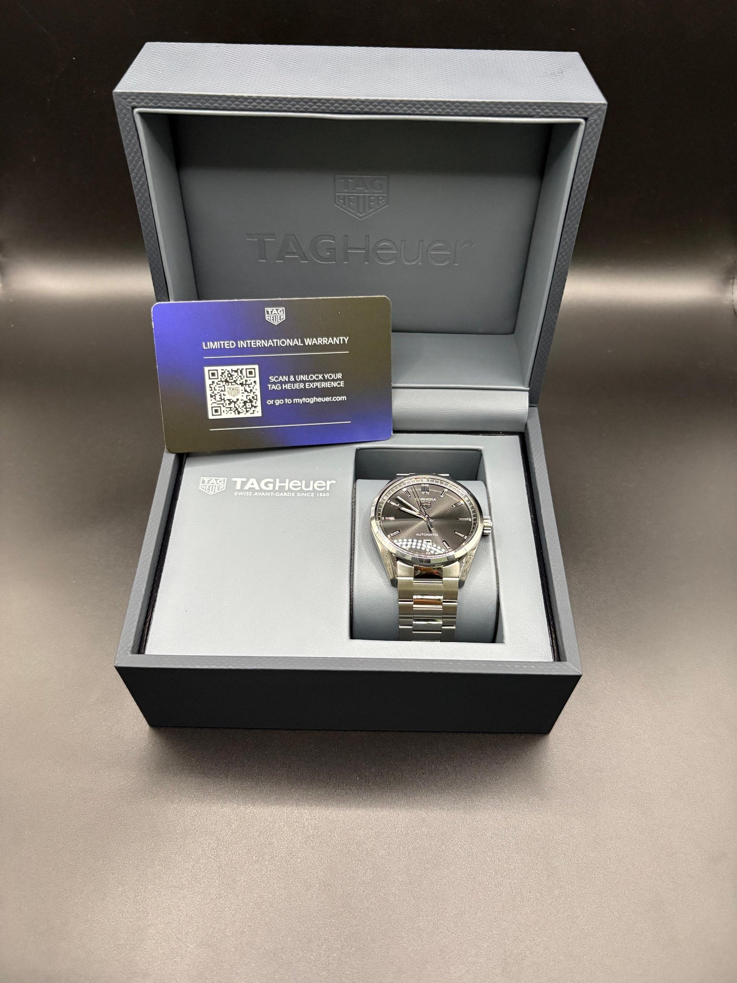 TAG HEUER
