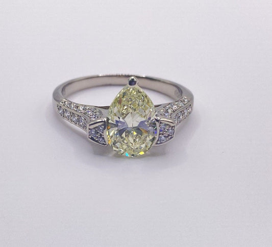 PT-950 2.015 PEAR RING total wgt 5.65 grms CGL Certificate