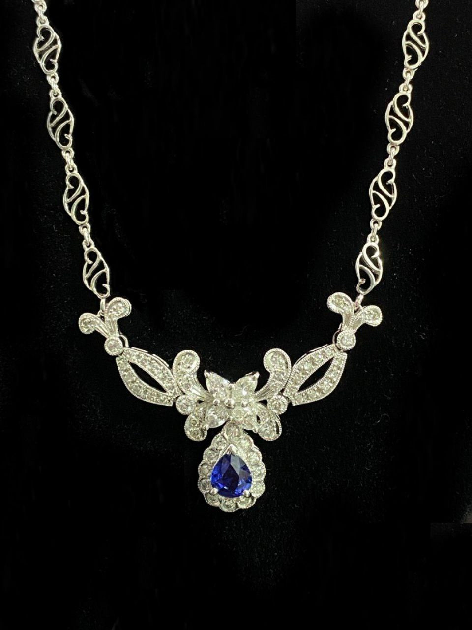 NECKLACE PT-900/850 TOTAL GRM 17.3 WITH GGS CERTIFICATE