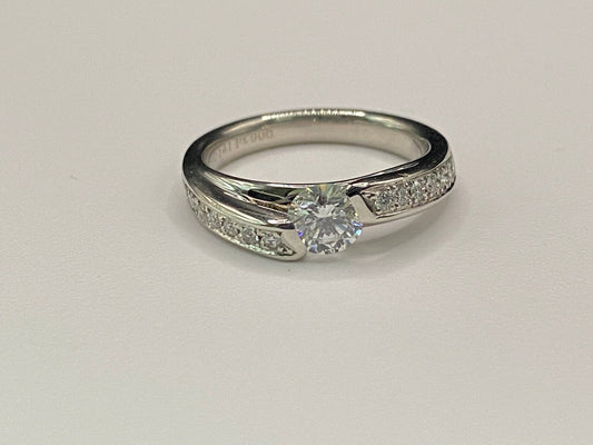 PT-900 DIAMOND RING total wgt 5.12 grms