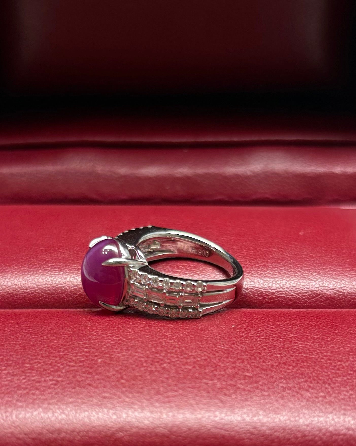 PT 900 STAR RUBY RING total wgt 9.07 grms