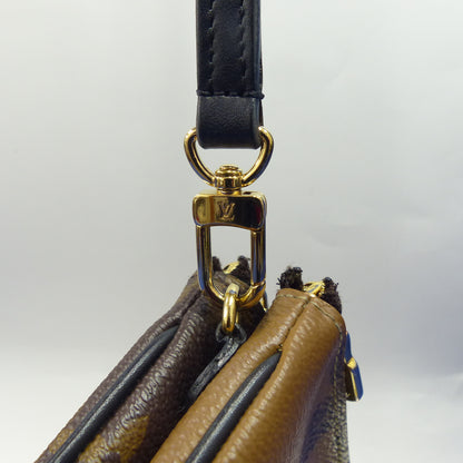 LOUIS VUITTON  M69203  Pochette double zip