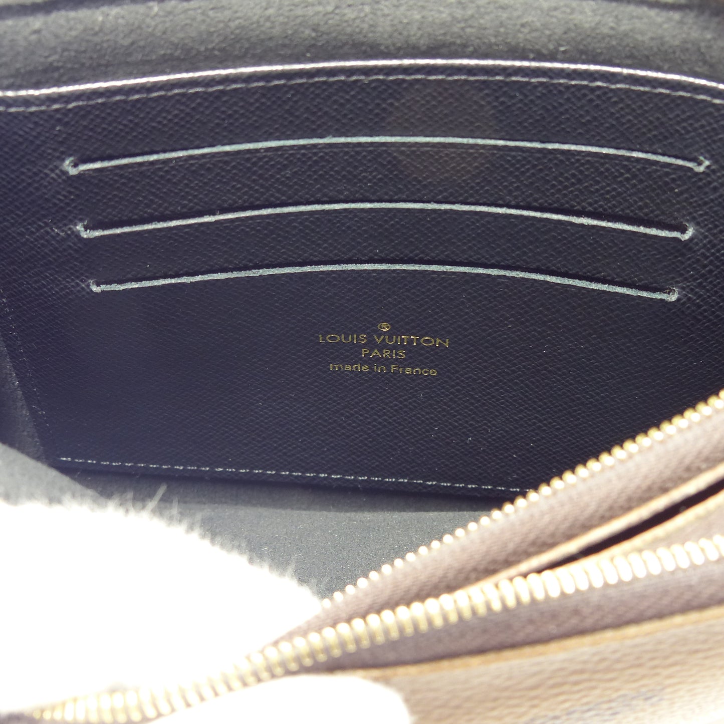 LOUIS VUITTON  M69203  Pochette double zip