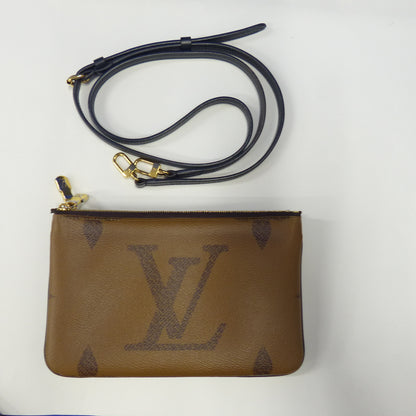 LOUIS VUITTON  M69203  Pochette double zip