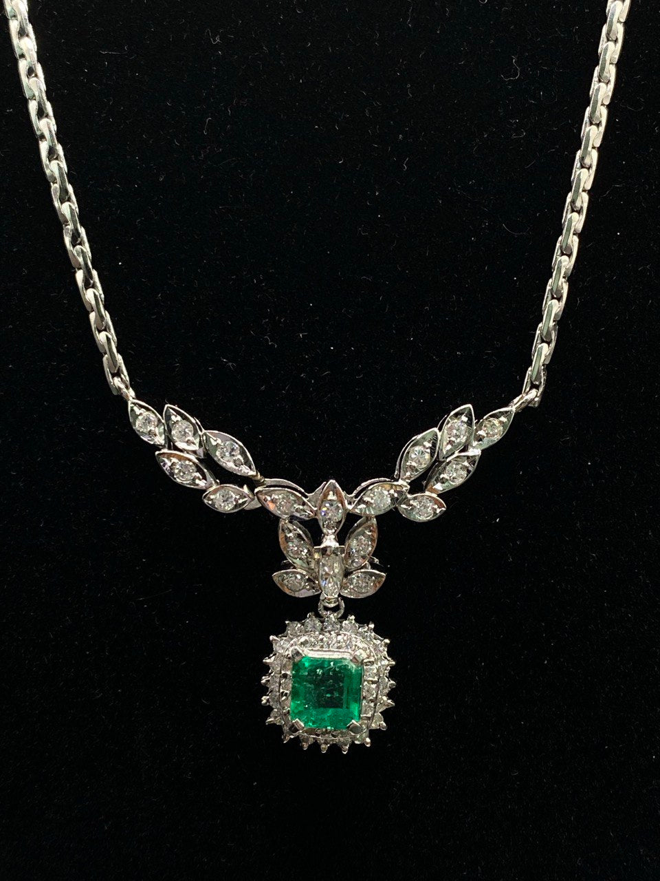 NECKLACE PT-900/850 TOTAL GRM 18.5 WITH GGS CERTIFICATE